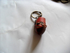 PORTE-CLES  BANANIA   VOIR 2