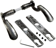 Poignée De Porte Forgée