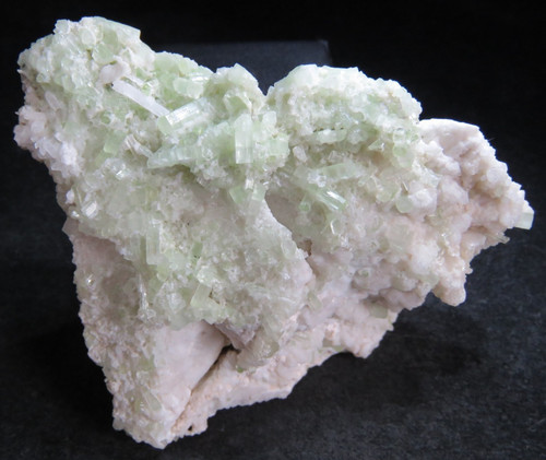 Cristaux tourmaline sur - cristaux,
