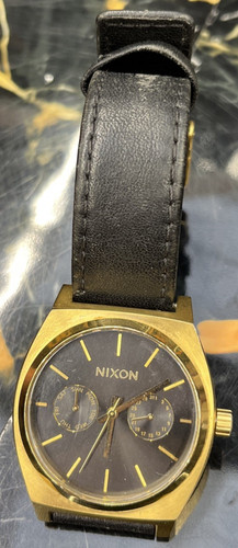 Montre nixon time teller - montre,