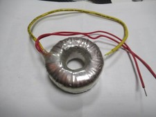 Transformateur torique 220 / 12 volts 30VA épaisseur 32mm / diamètre ext. 71 mm 