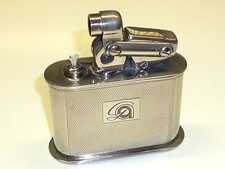 Kw (Karl Wieden) Semi-Automatique Table Briquet Largeur Engraving / Motif - 1930