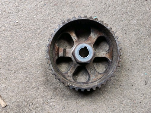 Poulie pompe injection - poulie, a