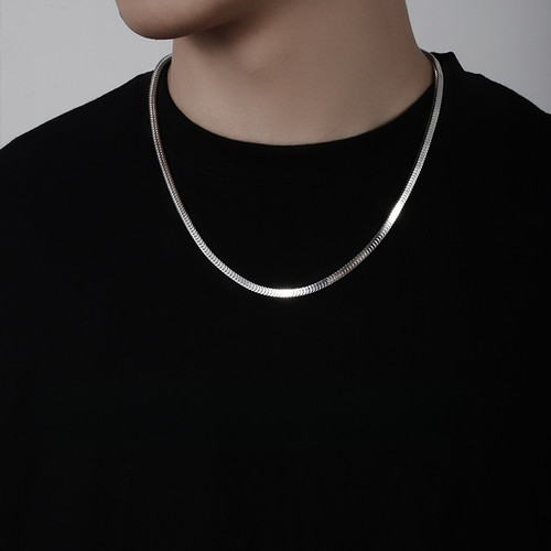 Collier acier titane design
