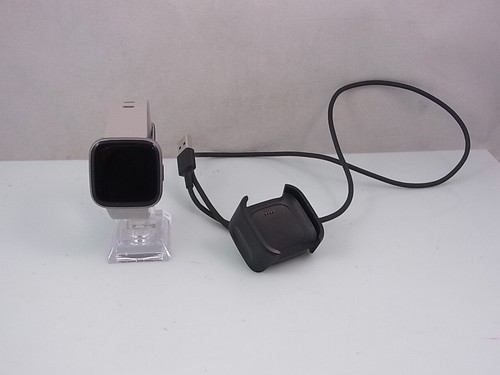 Fitbit versa smart - fitbit,