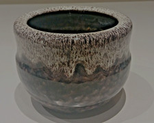 ACCOLAY  Cache-pot en grès