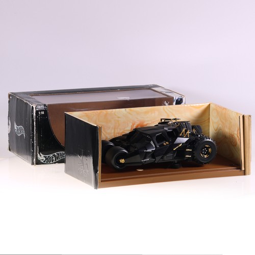 Hot wheels batmobile noir - hot, 1/18