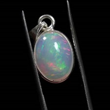 Pendentif opale welo -