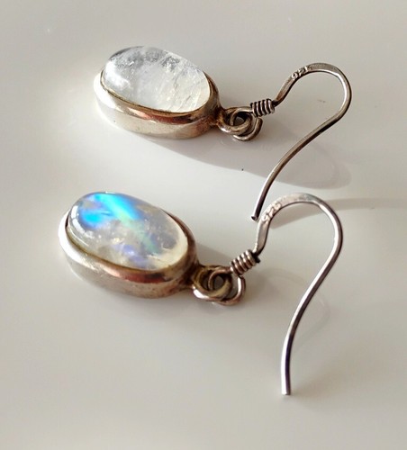 Boucle oreille pierre de - en,