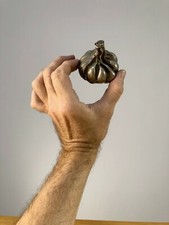 1970 1 TETE D'AIL SCULPTURE DE