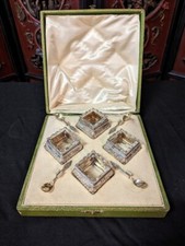 Coffret De Quatre Salerons