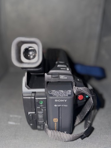 Sony handycam digital8 - sony,