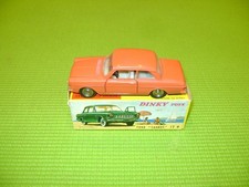 DINKY TOYS 538 FORD TAUNUS 12M