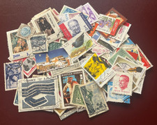 Lot 100 timbres - de, du