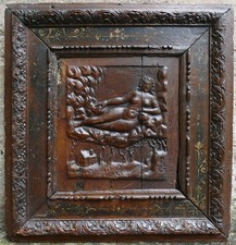 Cadre avec Panneau bas relief