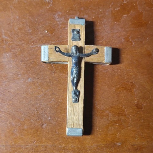 Crucifix christianisme - christianisme, en