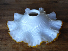 ANCIEN ABAT JOUR EN OPALINE