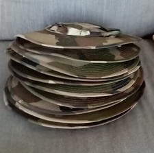 LOT 10 CHAPEAUX DE BROUSSE