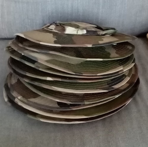 Lot chapeaux brousse - de,