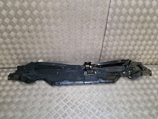 Caisson eau sous baie de pare brise - Toyota Auris II hybride après juin 2015