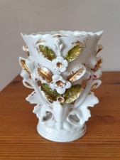 Ancien vase de mariés en porcelaine fin XIXe numéroté 11x13 cm