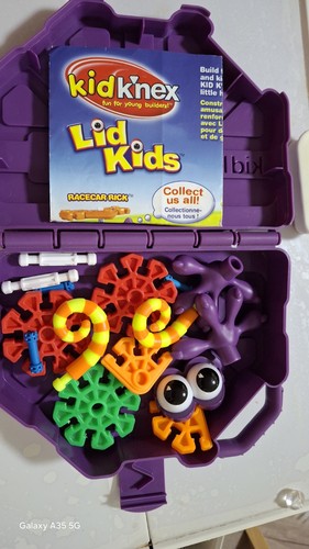 Kid nex - kid, k'nex