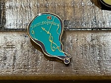 PINS PIN MONTRE WATCH UHR DALI