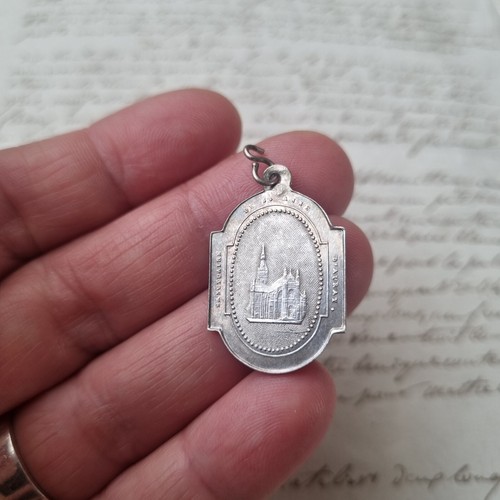 Pendentif médaille ancienne - pendentif,