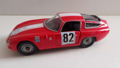 Alfa romeo giulia tz - ,