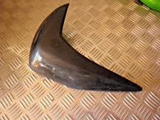 Ecope de radiateur gauche