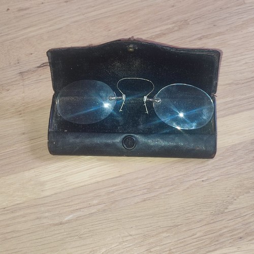 Anciennes lunettes