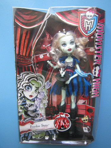 Poupee monster high - poupee,