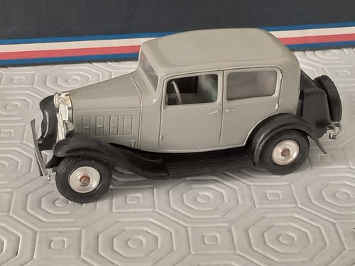 Norev ancien 30 - 1/43, citroen