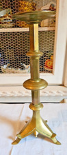 ANCIEN PIQUE CIERGE TRIPODE  STYLE LOUIS XIII  EN LAITON  A ELECTRIFIER H 41 CM