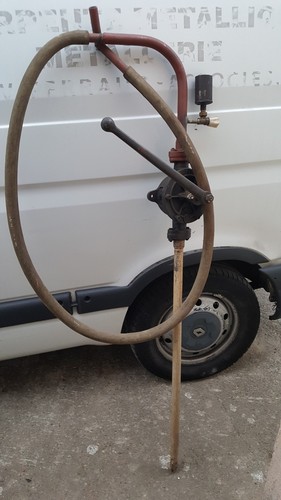 Pompe essence ancienne semi - a,