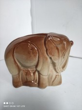 Ancienne tirelire à casser