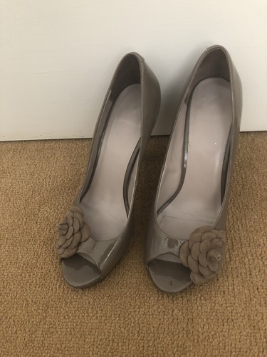 Chaussures vernies bout - , ouvert