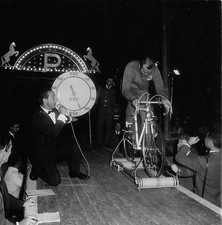 Photo originale Lucien Jeunesse Louison Bobet emission jeu des 1000 francs