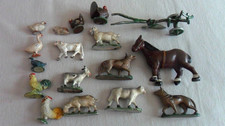 LOT 16 FIGURINES ANIMAUX