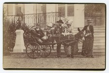 PHOTO CABINET, voiture à bras