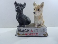 SCOTCH WHISKY BLACK AND WHITE