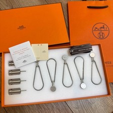 Ensemble d'aimants d'écharpes