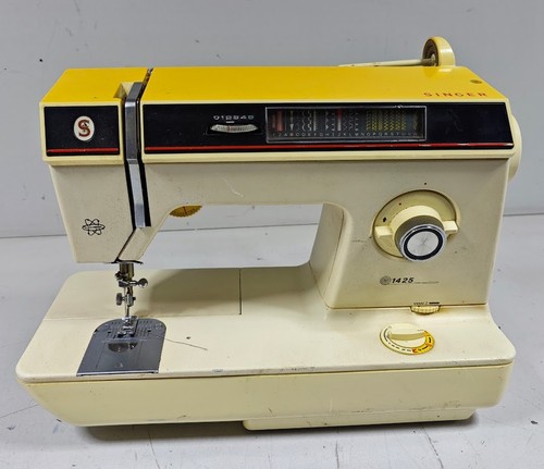 Sewing machine singer 1425 - machine,