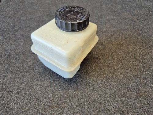 Liquide frein réservoir vw - de,