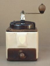 Ancien moulin à café PEUGEOT