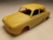 RENAULT  DAUPHINE 1958 - carrosserie slot résine 1/32 