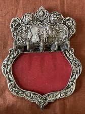 ancien porte clés mural art nouveau en métal argenté