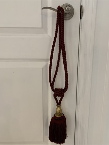 Elegant burgundy gold - elegant, window