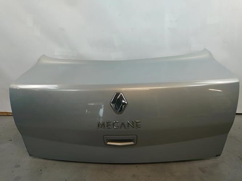 Malle hayon arriere renault - malle/hayon,