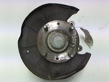 Pivot de moyeu arriere droit KIA CARENS 2 0K9A526150